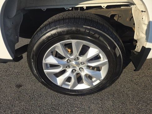 Used 2022 Chevrolet Silverado 1500 Custom image 8