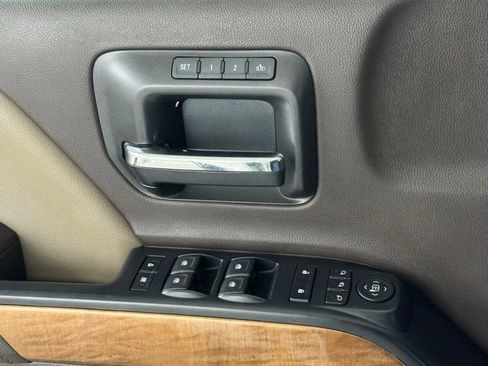 Used 2018 Chevrolet Silverado 1500 LTZ w/ Texas Edition image 36