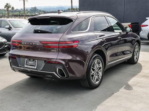 Used 2023 Genesis GV70 2.5T w/ Advanced Package image 4