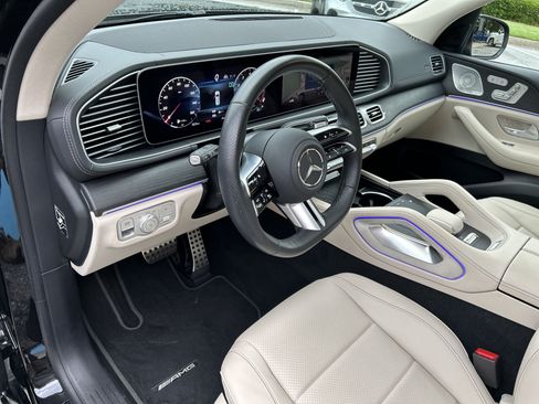 Certified 2025 Mercedes-Benz GLS 450 4MATIC image 21