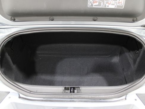 Used 2005 Chrysler Crossfire Limited image 17