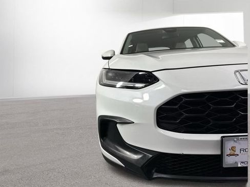 Used 2023 Honda HR-V LX image 29