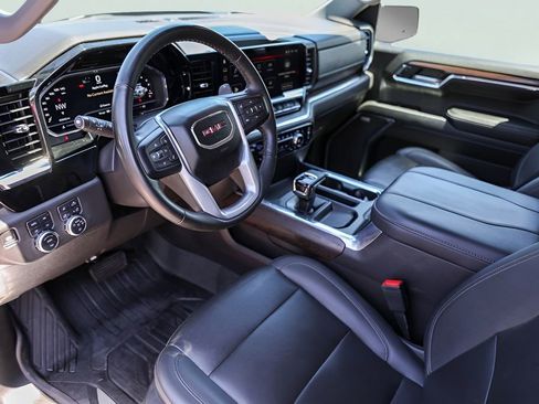 Used 2023 GMC Sierra 1500 SLT AWD/4WD image 13