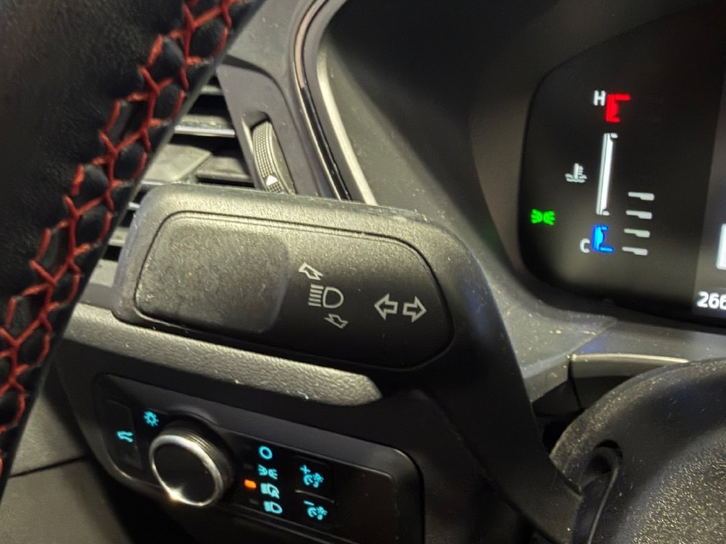 Used 2024 Ford Escape ST-Line w/ Tech Pack #1 FWD image 30