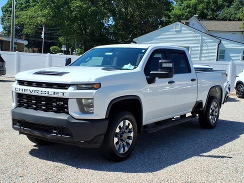 Used 2023 Chevrolet Silverado 2500 Custom w/ Custom Convenience Package AWD/4WD image 3