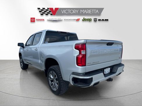 Used 2019 Chevrolet Silverado 1500 RST image 2