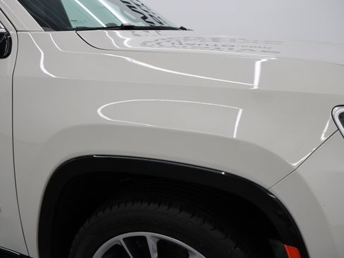 Used 2022 Jeep Wagoneer Series II w/ Premium Group I image 25