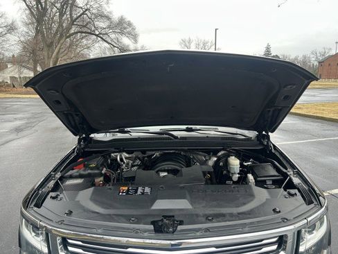 Used 2016 Chevrolet Suburban LTZ image 33