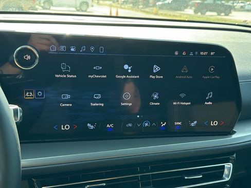 New 2026 Chevrolet Traverse LT w/ Midnight/Sport Edition FWD image 18