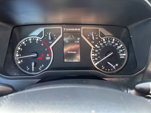 Used 2023 Toyota Tundra Limited AWD/4WD image 17