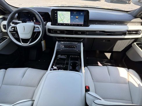 New 2026 Lincoln Aviator Black Label w/ Dynamic Handling Package AWD/4WD image 25