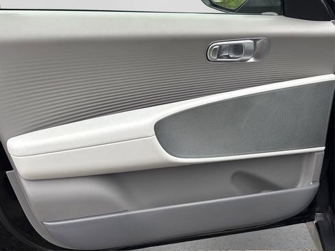 New 2025 Hyundai Ioniq 6 SEL image 17