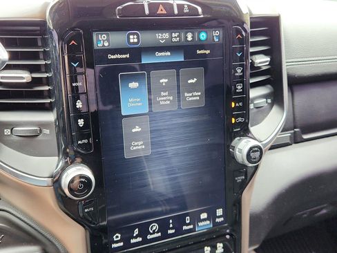 Used 2022 RAM 2500 Laramie AWD/4WD image 58