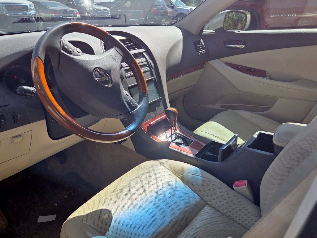 Used 2010 Lexus ES 350 FWD image 5