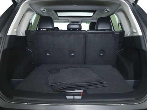 Certified 2023 Nissan Rogue SV w/ SV Premium B Package AWD/4WD image 35