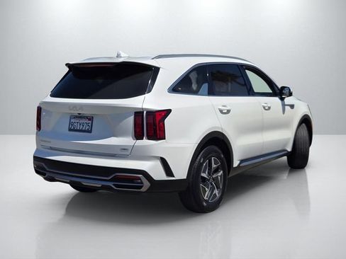 Used 2023 Kia Sorento EX FWD image 4