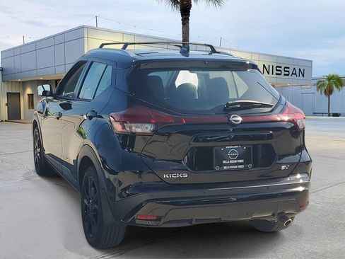 Used 2024 Nissan Kicks SV w/ Exterior Package FWD image 4