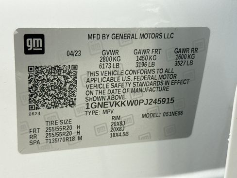 Used 2023 Chevrolet Traverse Premier AWD/4WD image 28