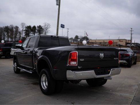 Used 2016 RAM 3500 Laramie w/ Convenience Group image 5