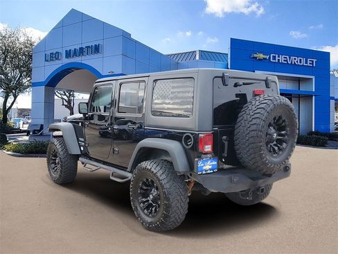 Used 2018 Jeep Wrangler Unlimited Sport S image 4