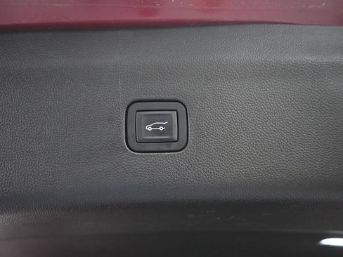 Used 2019 Buick Enclave Premium w/ Experience Buick Package FWD image 14