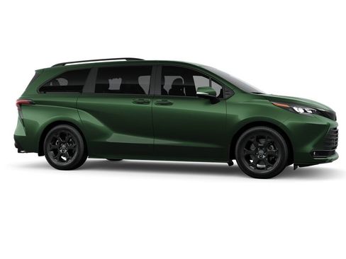 New 2026 Toyota Sienna XLE Woodland Edition image 13