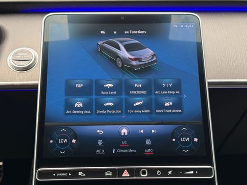 Used 2021 Mercedes-Benz S 580 4MATIC Sedan w/ AMG Line image 34