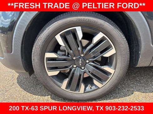 Used 2023 Kia Telluride SX AWD/4WD image 6
