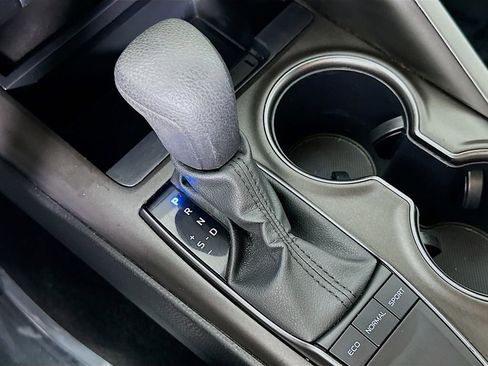 Used 2024 Toyota Camry LE FWD image 30