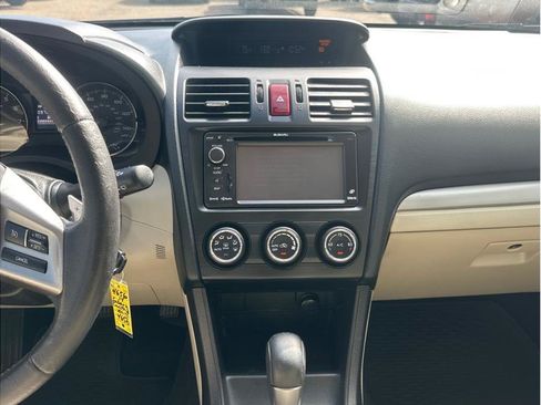 Used 2014 Subaru Crosstrek 2.0i Limited AWD/4WD image 17
