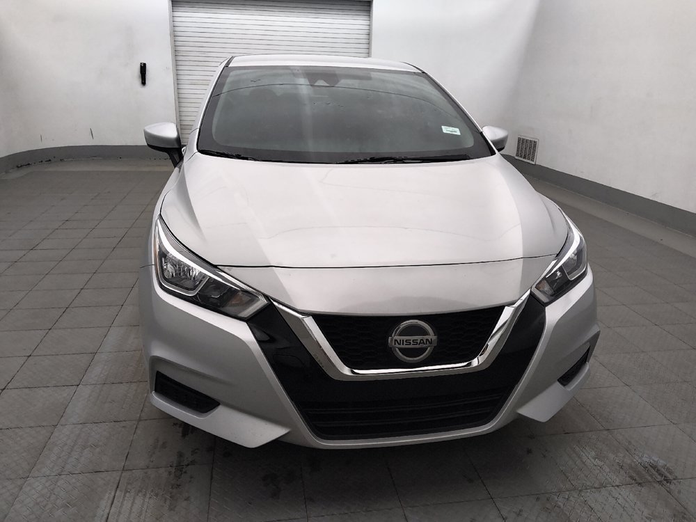 Used 2022 Nissan Versa SV FWD image 14