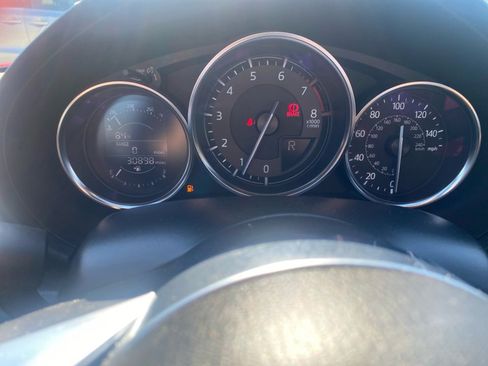 Used 2016 MAZDA MX-5 Miata Grand Touring RWD image 24