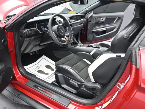 Used 2020 Ford Mustang Shelby GT500 w/ Technology Package RWD image 11