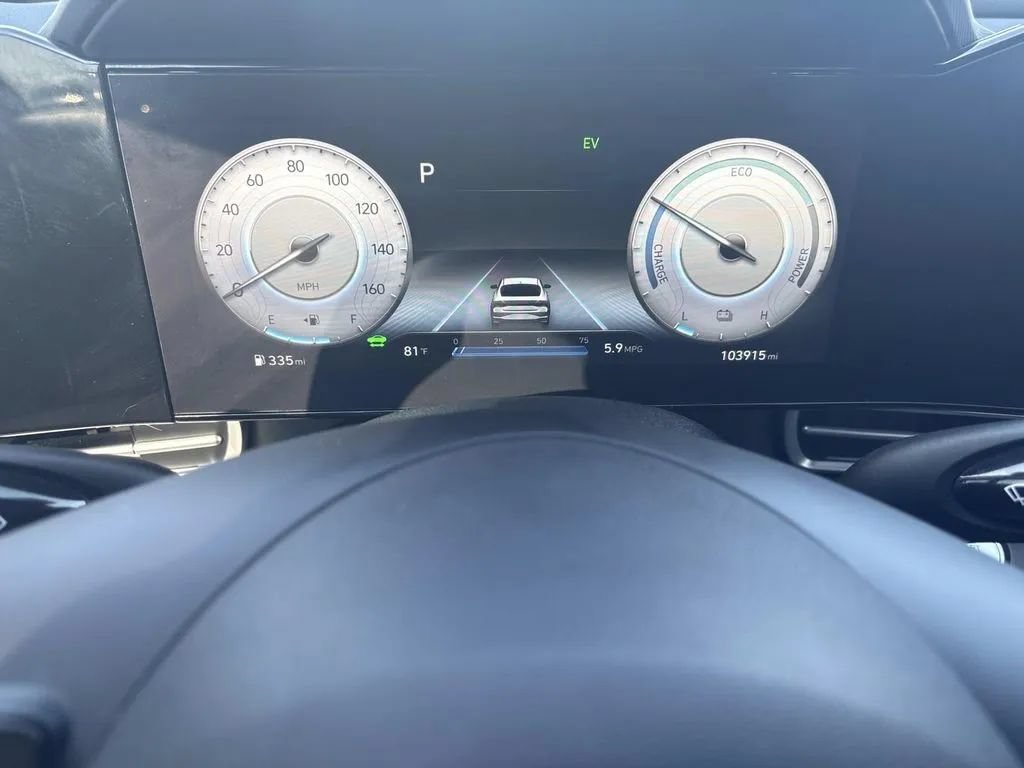 Used 2023 Hyundai Elantra Limited w/ Preferred Accessory Package FWD image 34