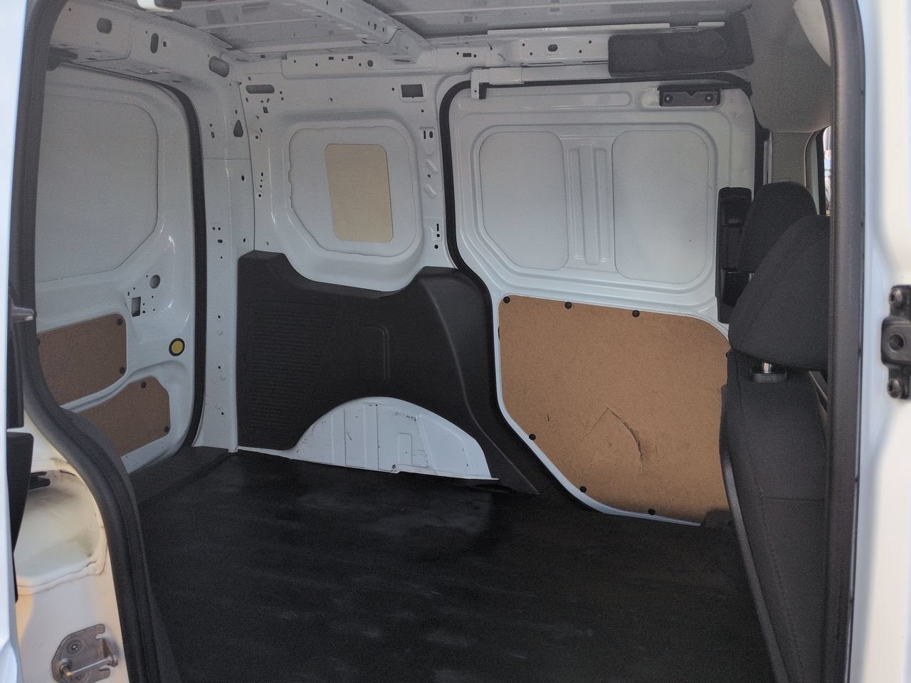Used 2022 Ford Transit Connect XL w/ Trailer Tow Package FWD image 14