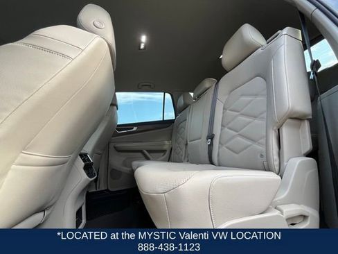 Certified 2024 Volkswagen Atlas SE image 13