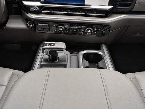 Used 2024 Chevrolet Silverado 1500 RST AWD/4WD image 27