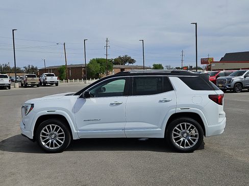 New 2026 GMC Terrain Denali w/ LPO, Floor Liner Package image 2