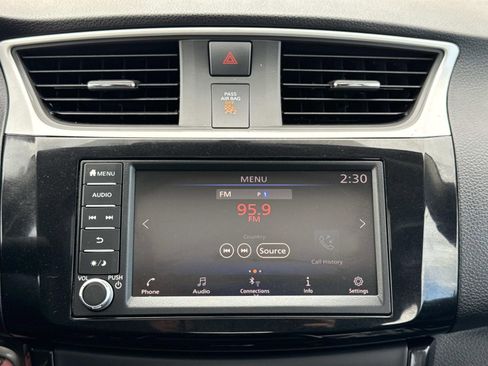 Used 2019 Nissan Sentra SL w/ Exterior Package image 10