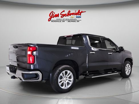 Used 2023 Chevrolet Silverado 1500 LTZ w/ LTZ Convenience Package II AWD/4WD image 6