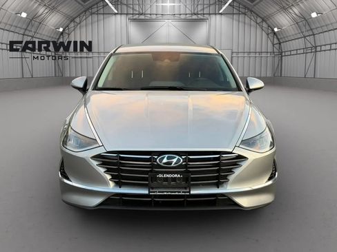 Used 2020 Hyundai Sonata SE w/ Cargo Package FWD image 2