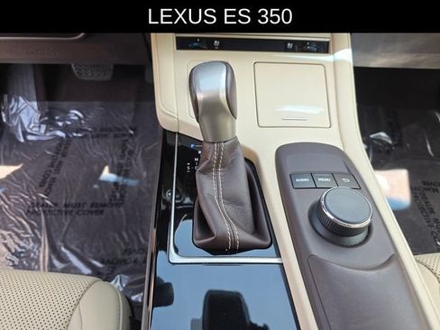 Used 2017 Lexus ES 350 w/ Premium Package FWD image 25