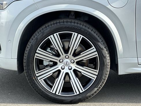 Certified 2023 Volvo XC90 T8 Plus w/ Protection Package image 12