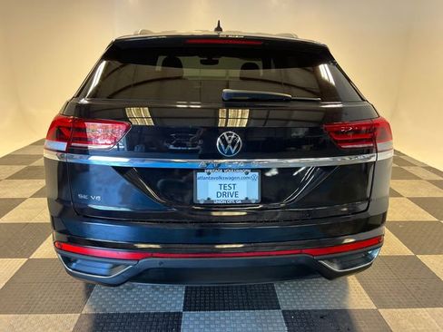 Used 2021 Volkswagen Atlas Cross Sport SE image 4