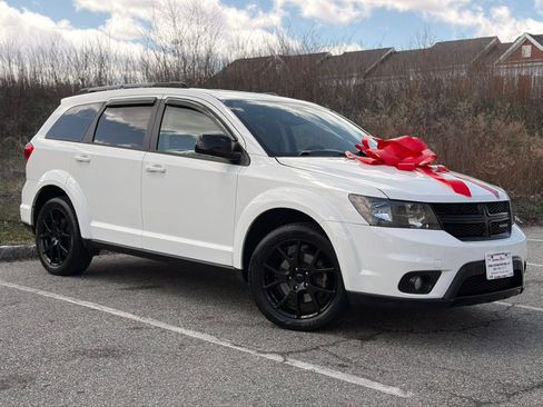 Used 2017 Dodge Journey GT image 1
