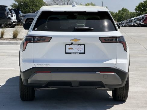 New 2026 Chevrolet Equinox LT w/ Safety and Technology Package image 3