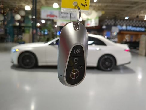 Certified 2023 Mercedes-Benz S 580 4MATIC Sedan image 4