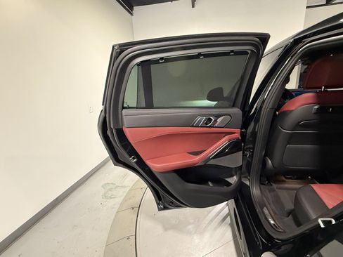 Used 2026 BMW X6 xDrive40i w/ Executive Package AWD/4WD image 57