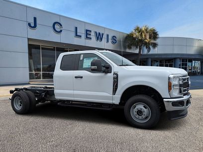 New 2026 Ford F350 XL w/ XL Chrome Package