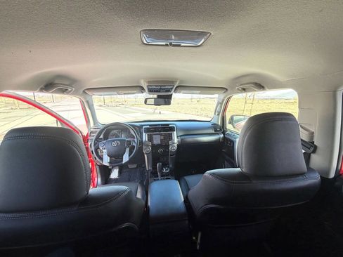 Used 2021 Toyota 4Runner SR5 Premium image 25